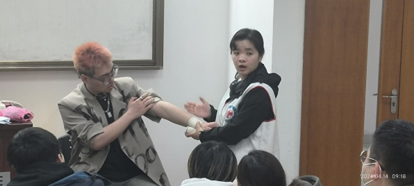 伟德体育