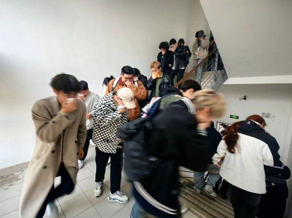 伟德体育